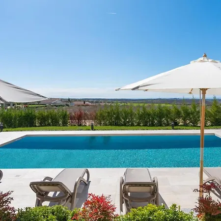 Miracle Villa